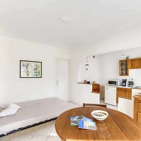 Le Provencal Welkeys *